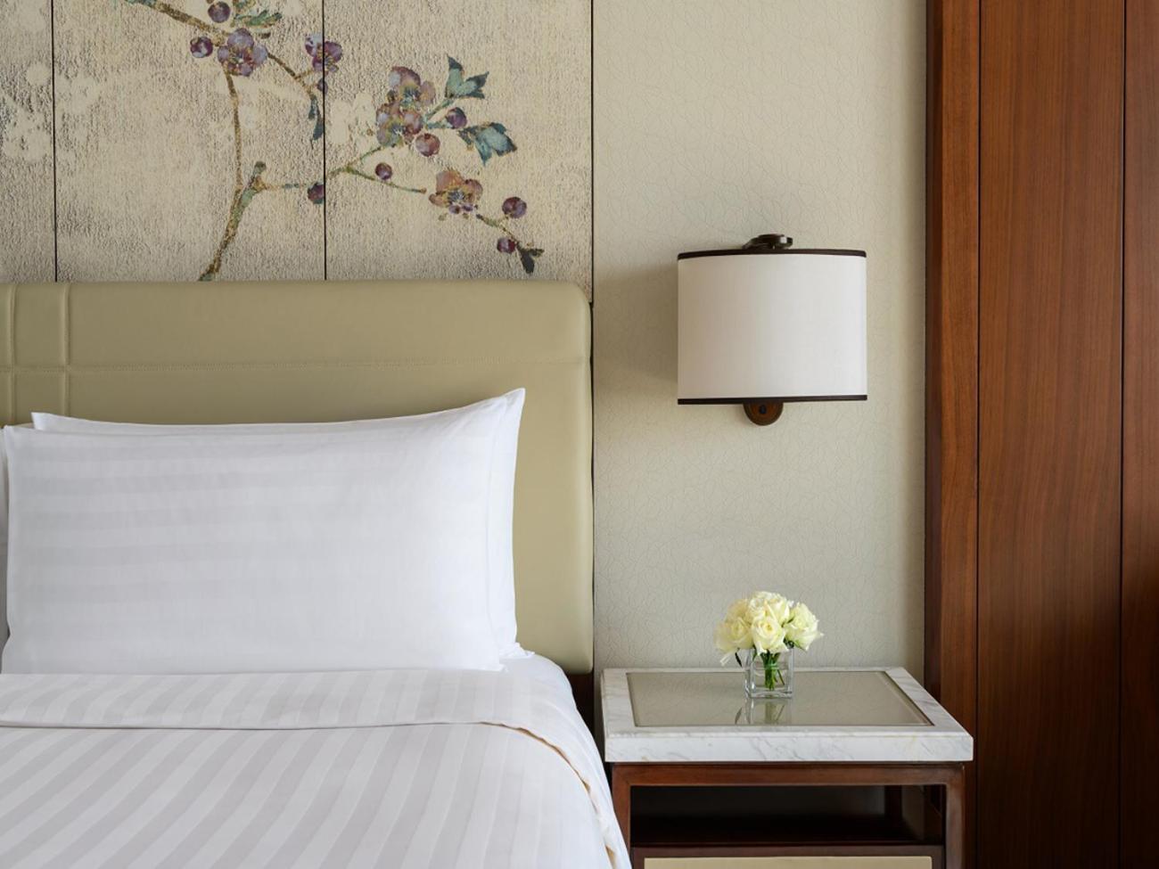 Shangri-La Qinhuangdao Exterior photo